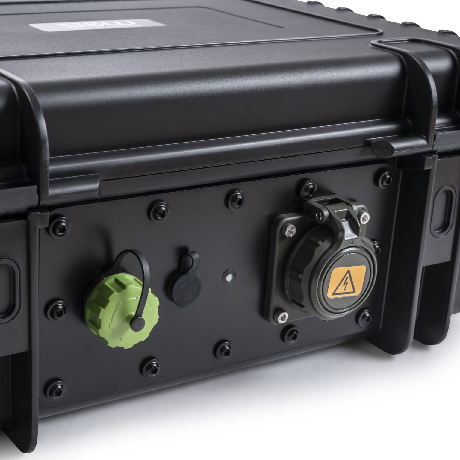 energy-case_PROX-500-AC_B_closed-back-detail_bw-international.jpg